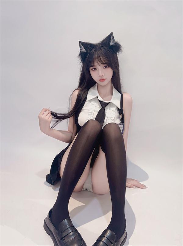 沪：全区中高端外围，圈外素人包养，伴游qq:160529219